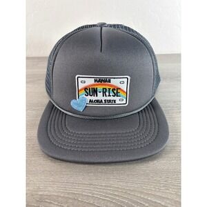 Chokolids Hawaii Sun-Rise Aloha State Trucker Hat Gray Snapback Rainbow Patch